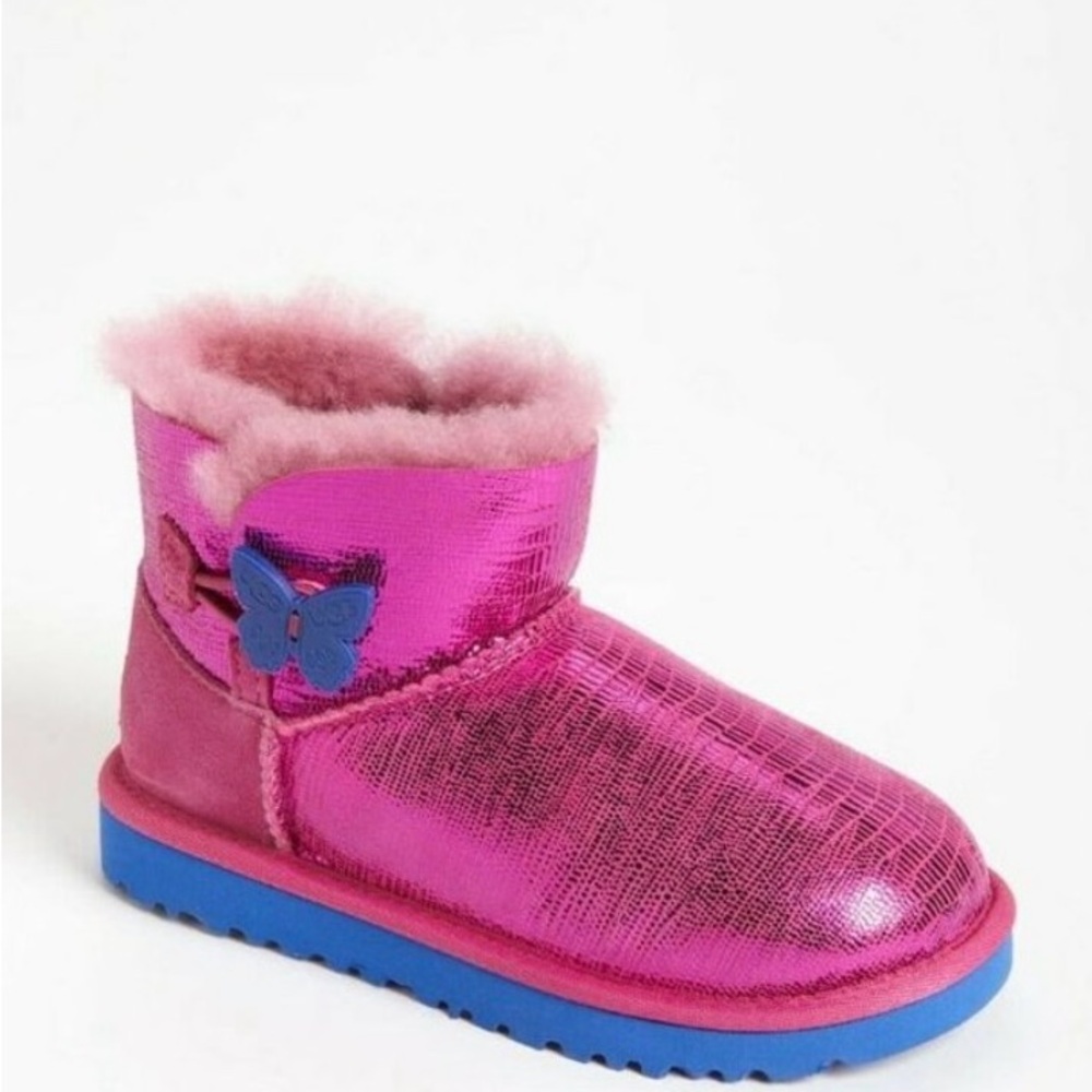 Kids Ugg Boot Mini Bailey Button